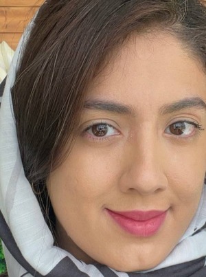 عاطفه اکبری