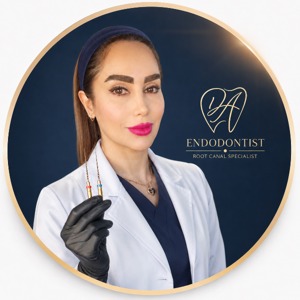آناهیتا جهان بین