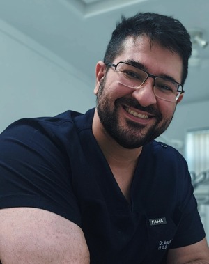 آرش طاهرزاده