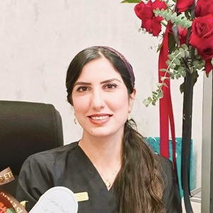نازآفرین یزدان پناه