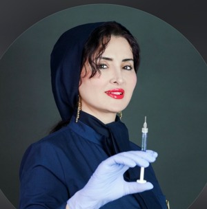 نوشین آوایی