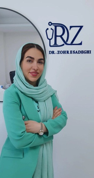 زهره صادقی
