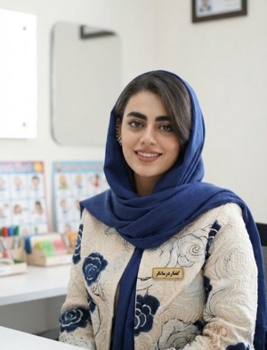 نگار صنعتگری نقابی