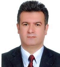 داریوش مومنی